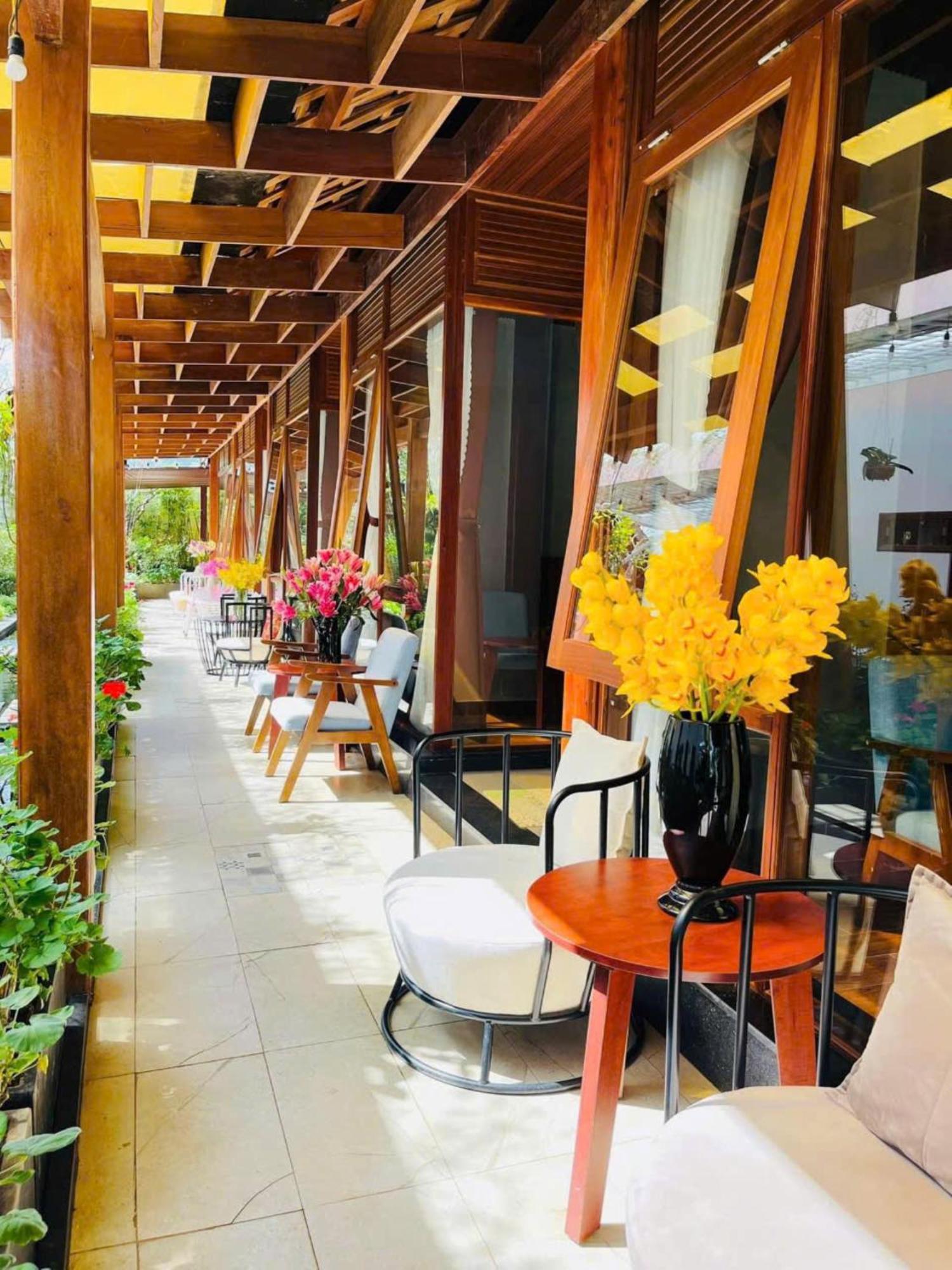 Vuon Tra Homestay Mang Den Kon Von Kla Bagian luar foto